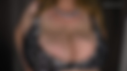 Hugeboobswife/Bouncing-Jiggling-and-Wiggling-in-Bras.mp4